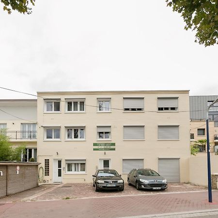 Résidence Hôtel Le Relais Amélie Clamart Extérieur photo