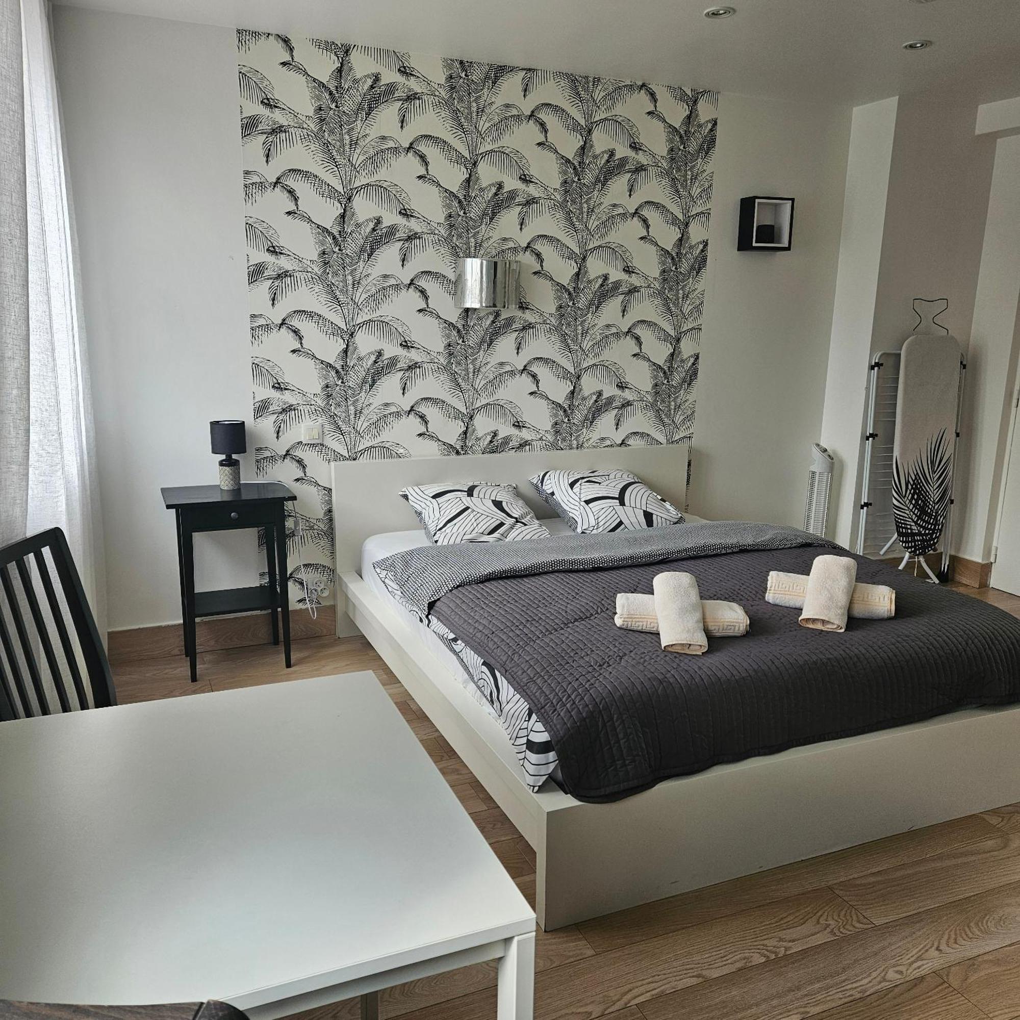 Résidence Hôtel Le Relais Amélie Clamart Extérieur photo