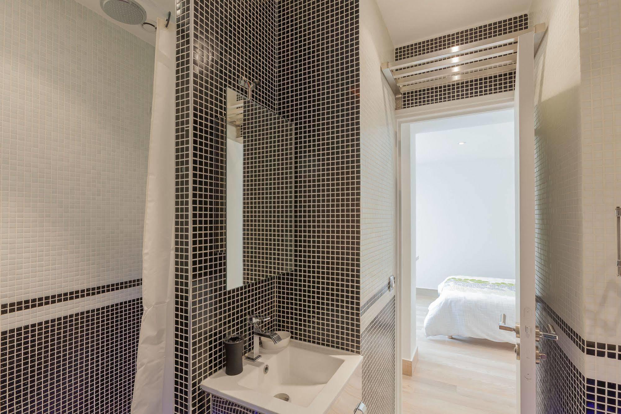 Résidence Hôtel Le Relais Amélie Clamart Extérieur photo